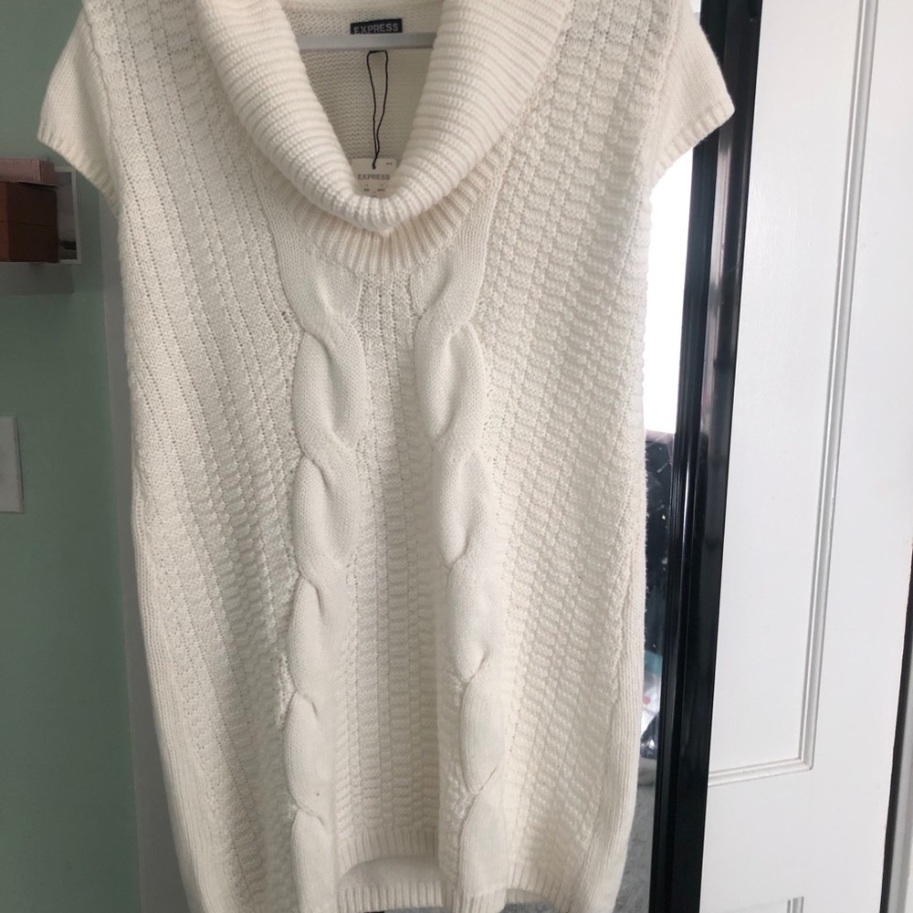 Cable knit sweater dress